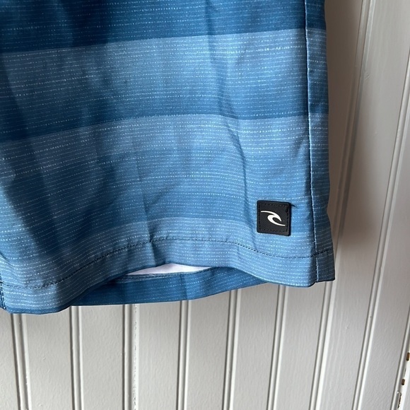 Mirage Pier Boardwalk Shorts RIP CURL Men’s 29 Waist - Picture 6 of 11